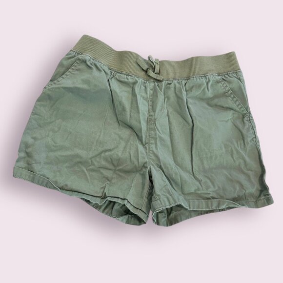 Girls Green Pull On Shorts - Picture 1 of 3